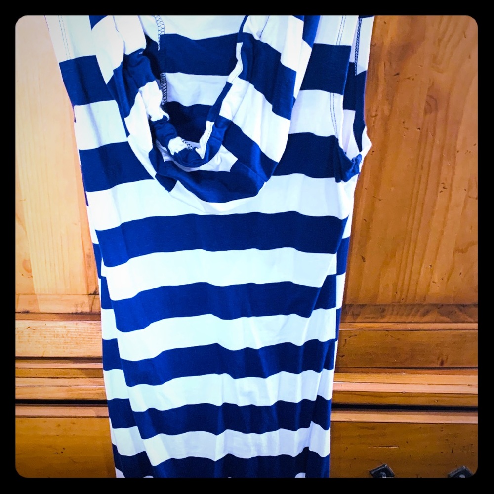 Knee length fitted small Active USA